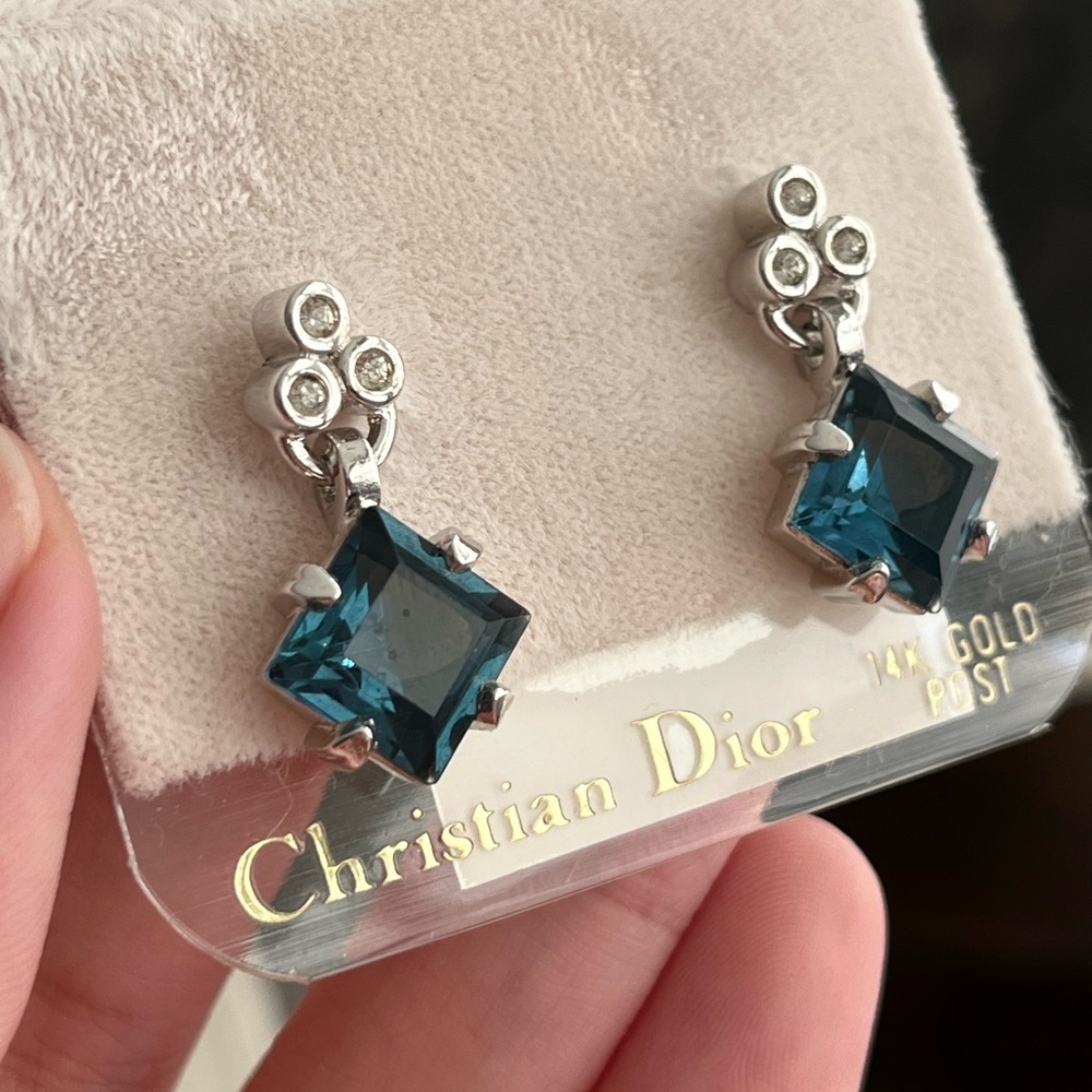 Vintage NWT Christian Dior Blue Rhinestone Dangle Silver 14k Gold Post Earrings - Picture 5 of 9